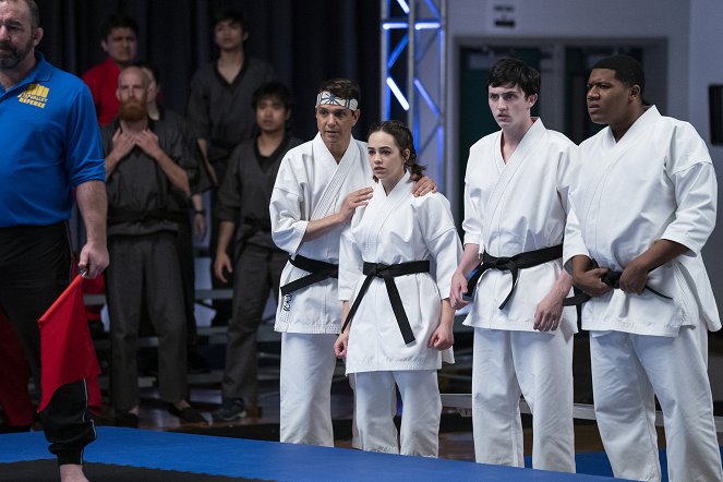 Cobra Kai - A queda - Do filme - Ralph Macchio, Mary Mouser, Gianni DeCenzo, Khalil Everage