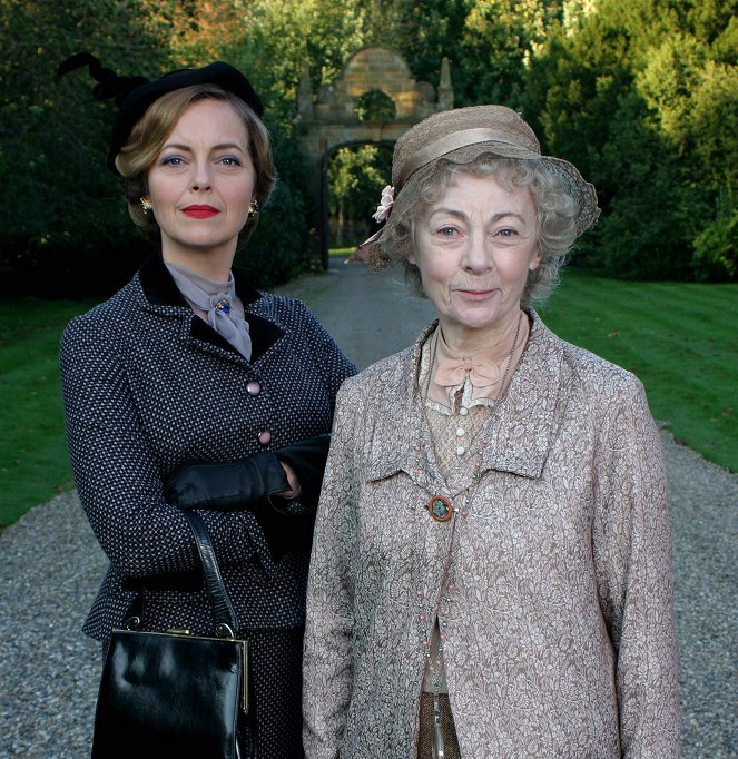 Agatha Christie's Marple - Lauter reizende alte Damen - Werbefoto - Greta Scacchi, Geraldine McEwan