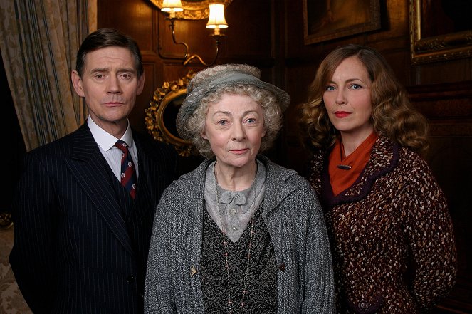 Agatha Christie's Marple - Season 2 - Lauter reizende alte Damen - Werbefoto - Anthony Andrews, Geraldine McEwan, Greta Scacchi