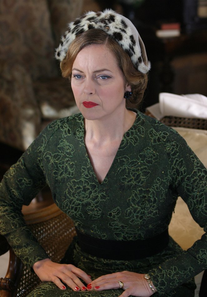 Panna Marple - Season 2 - Dom niespokojnej starości - Z filmu - Greta Scacchi