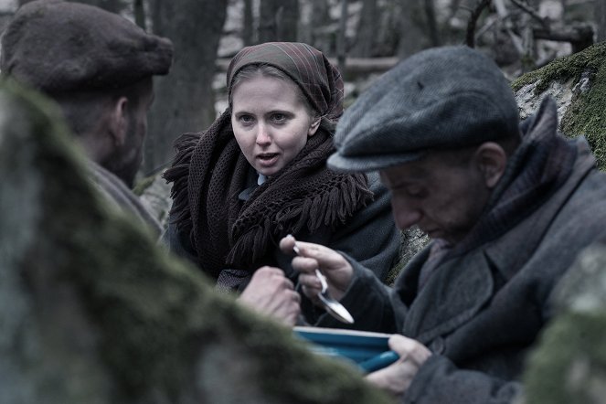 Správa - Z filmu - Noël Czuczor, Justyna Wasilewska, Peter Ondrejička