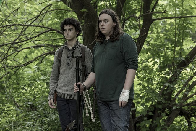 The Walking Dead: Mi vagyunk a világvége - Death and the Dead - Filmfotók - Nicolas Cantu, Hal Cumpston
