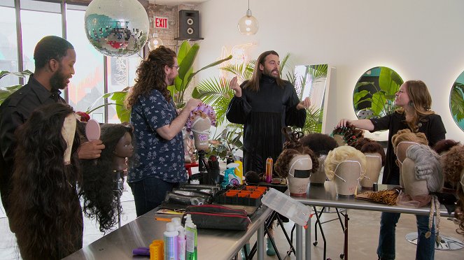 Getting Curious with Jonathan Van Ness - Warum sind Haare so wichtig? - Filmfotos