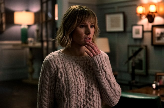 The Woman in the House Across the Street from the Girl in the Window - Episode 6 - Photos - Kristen Bell