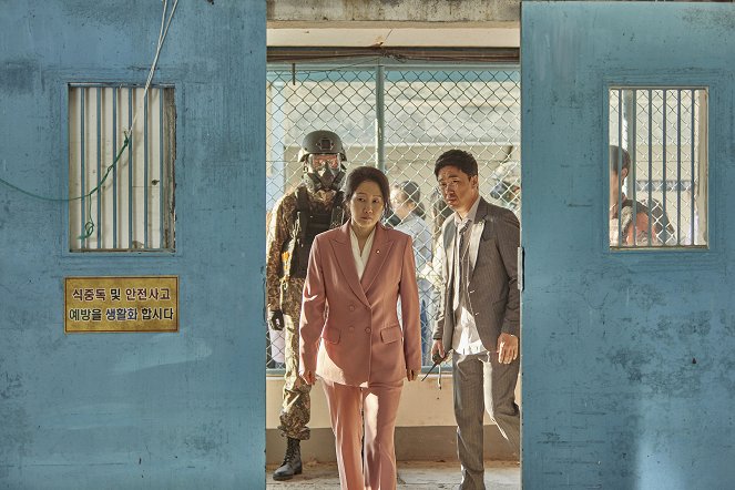 Jigeum Uri Hakgyoneun - Episode 5 - Kuvat elokuvasta
