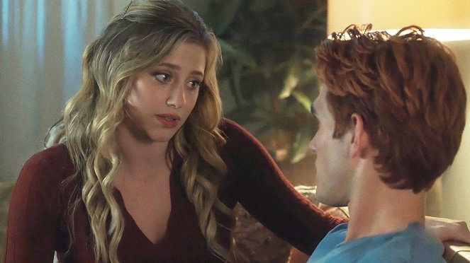 Riverdale - Season 6 - Chapter Ninety-Six: Welcome to Rivervale - Photos - Lili Reinhart