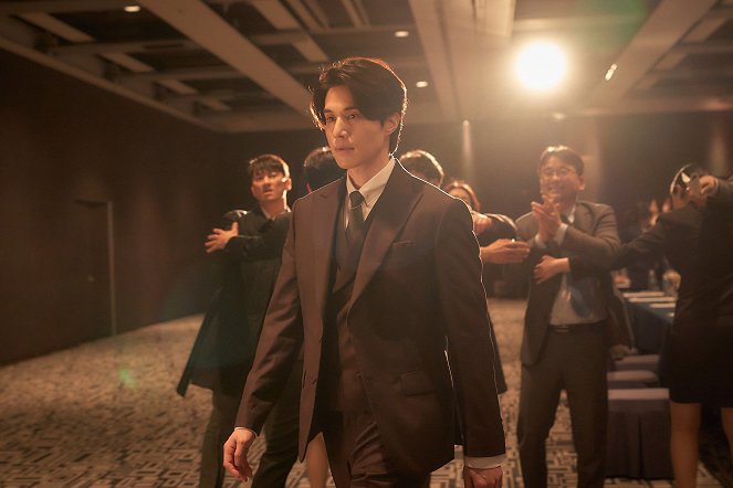 A Year-End Medley - Filmfotos - Lee Dong-wook