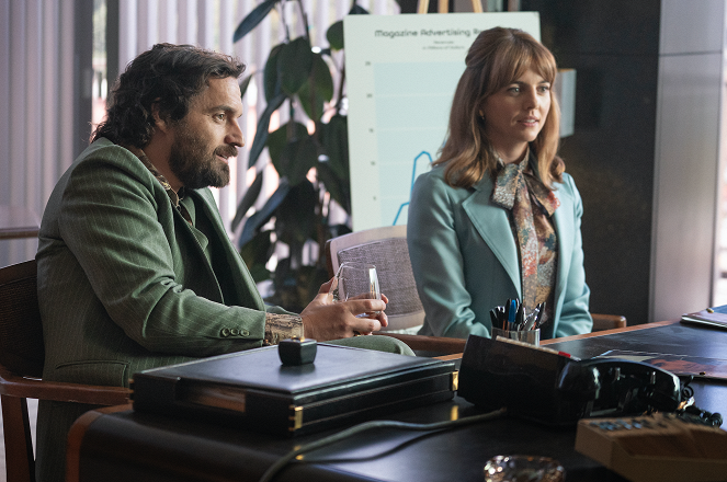 Minx - Au revoir, le double dong - Filmfotos - Jake Johnson, Ophelia Lovibond