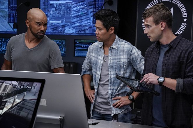 S.W.A.T. - Survive - Photos - Shemar Moore, David Lim, Alex Russell