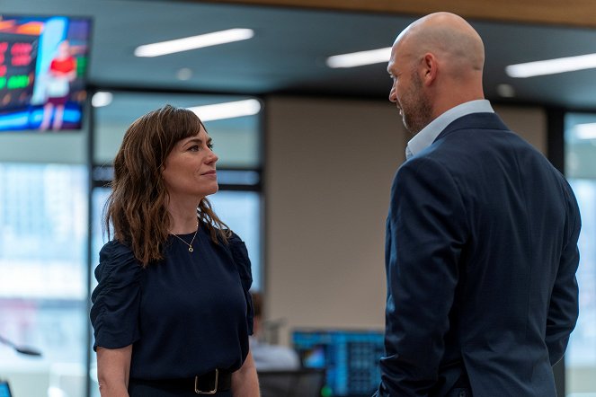 Billions - Kulutustahti - Kuvat elokuvasta - Maggie Siff