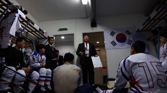 Hockey Dreams - Photos - Jim Paek