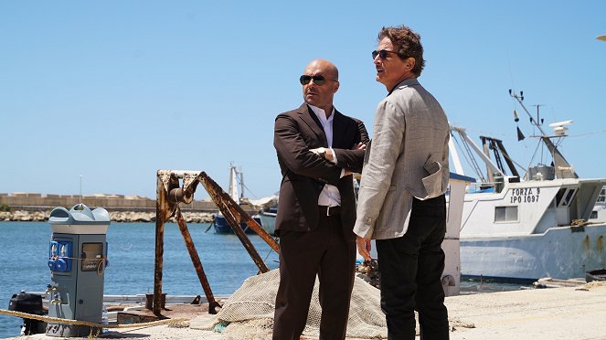 Montalbano felügyelő - Season 13 - L’altro capo del filo - Filmfotók - Luca Zingaretti, Cesare Bocci