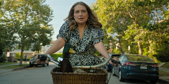 Roar - The Woman Who Was Fed by a Duck - Photos - Merritt Wever