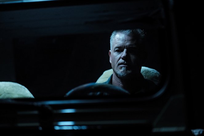 Euphoria - Season 2 - You Who Cannot See, Think of Those Who Can - Photos - Eric Dane