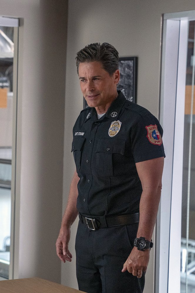 9-1-1: Lone Star - Mister Whispers - Filmfotos - Rob Lowe