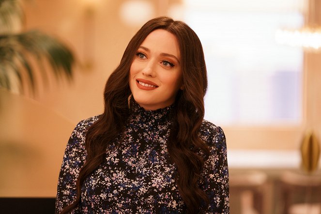 Dollface - Power Player - Van film - Kat Dennings