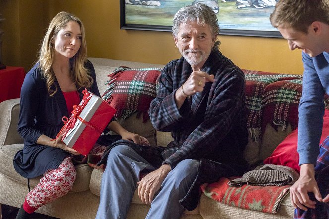 The Christmas Cure - Photos - Brooke Nevin, Patrick Duffy