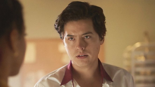 Riverdale - Hoofdstuk 1 Hundred and One: “Unbelievable” - Van film - Cole Sprouse