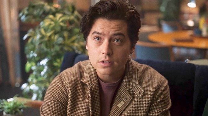 Riverdale - Hoofdstuk 1 Hundred and One: “Unbelievable” - Van film - Cole Sprouse