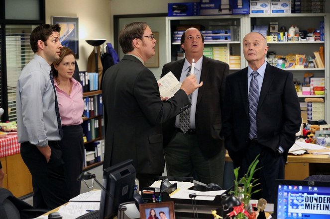 The Office (U.S.) - Dwight Christmas - Photos