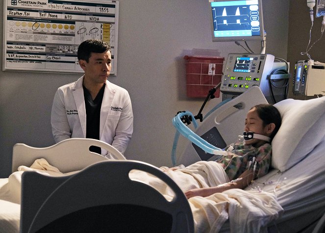 The Resident - After the Storm - Van film - Conrad Ricamora