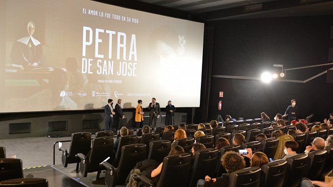 Petra de San José - De eventos - Madrid Premiere