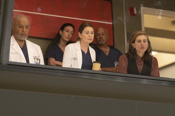 Grey's Anatomy - Die jungen Ärzte - Keine Zeit zu sterben - Filmfotos - James Pickens Jr., Ellen Pompeo, E.R. Fightmaster
