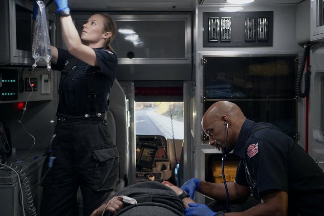Station 19 - Started from the Bottom - De filmes