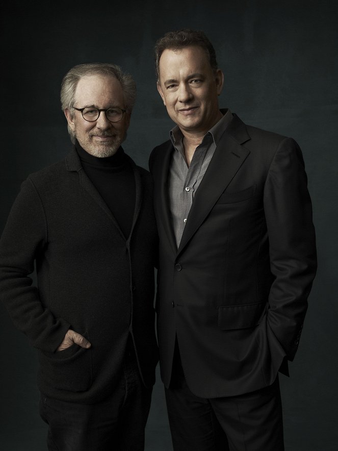 The Pacific - A hős alakulat - Promóció fotók - Steven Spielberg, Tom Hanks