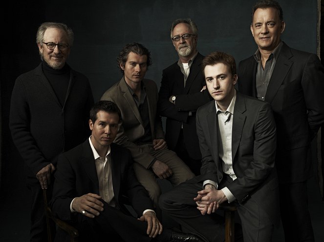 The Pacific - Promoción - Steven Spielberg, Jon Seda, James Badge Dale, Gary Goetzman, Joseph Mazzello, Tom Hanks