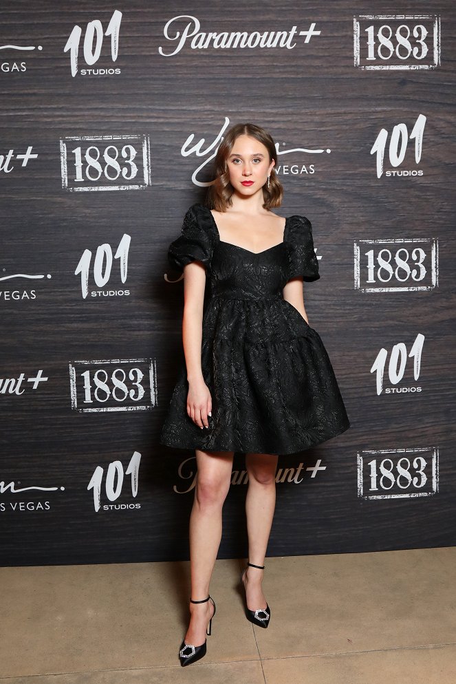 1883 - De eventos - World premiere of "1883" at Wynn Las Vegas on December 11, 2021 in Las Vegas, Nevada