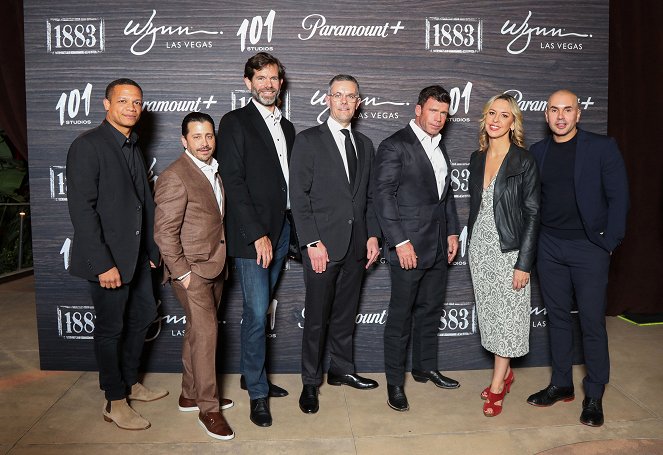 1883 - Evenementen - World premiere of "1883" at Wynn Las Vegas on December 11, 2021 in Las Vegas, Nevada