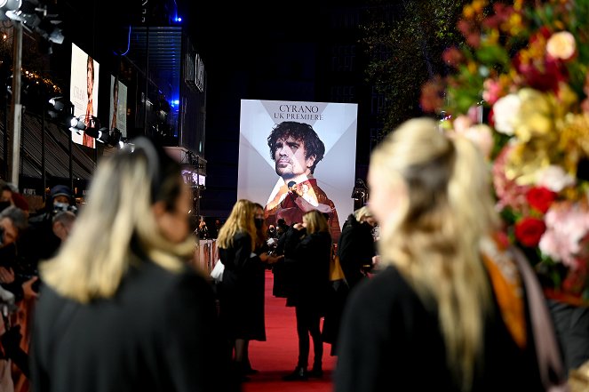 Cyrano - Z akcí - UK Premiere of "CYRANO" at Odeon Luxe Leicester Square on December 07, 2021 in London, England