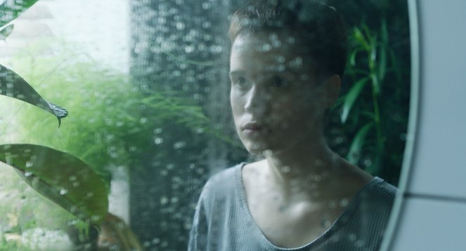 Przystanek - Ziemia - Z filmu - Maria Fedorchenko