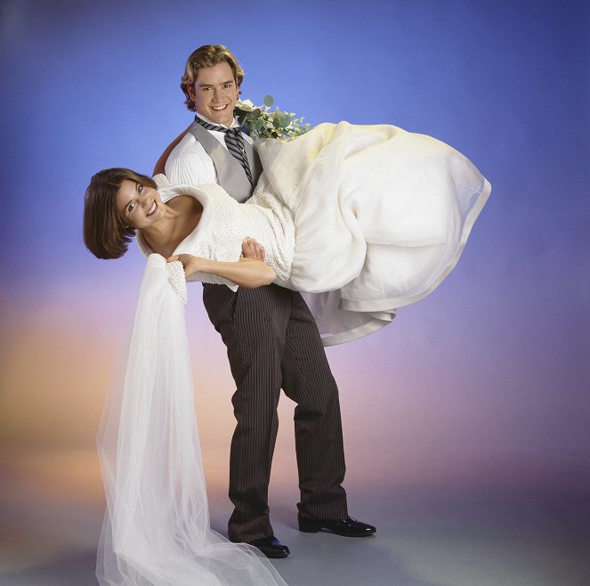 Saved by the Bell: Wedding in Las Vegas - Werbefoto