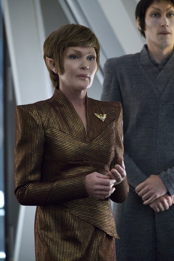 Star Trek: Discovery - Season 4 - The Galactic Barrier - Photos - Tara Rosling