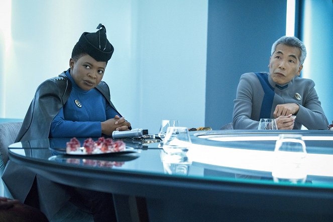 Star Trek: Discovery - Season 4 - The Galactic Barrier - Photos - Phumzile Sitole, Hiro Kanagawa