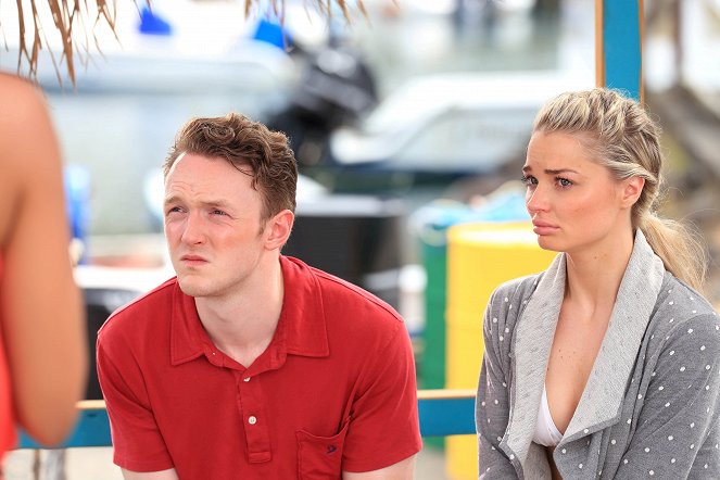 Death in Paradise - Season 5 - The Complex Murder - Photos