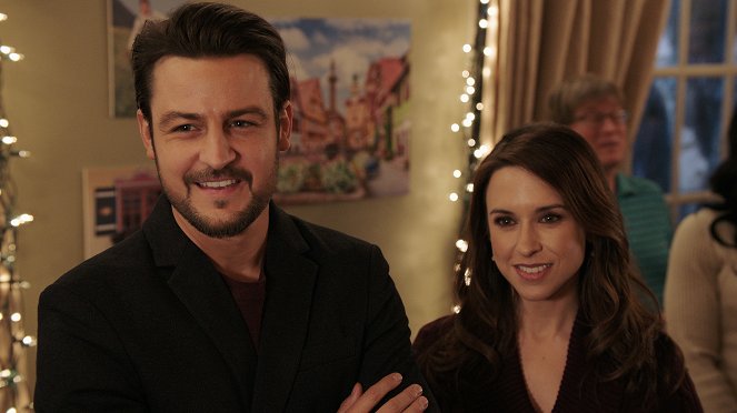 Winter in Vail - Photos - Tyler Hynes, Lacey Chabert