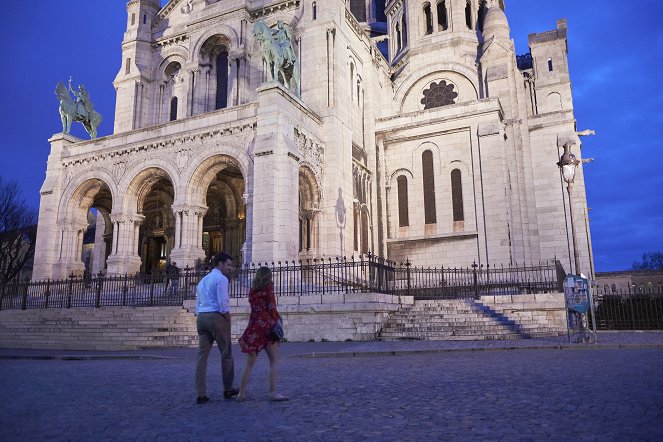 A Paris Romance - Photos