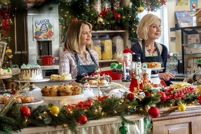 Christmas Town - Film - Candace Cameron Bure, Beth Broderick