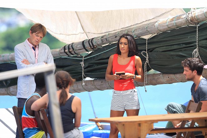 Death in Paradise - The Blood Red Sea - Photos