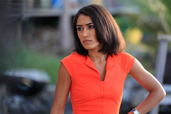 Death in Paradise - Season 5 - The Blood Red Sea - Photos