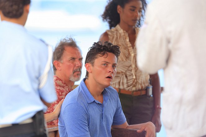 Death in Paradise - Damned If You Do... - Photos