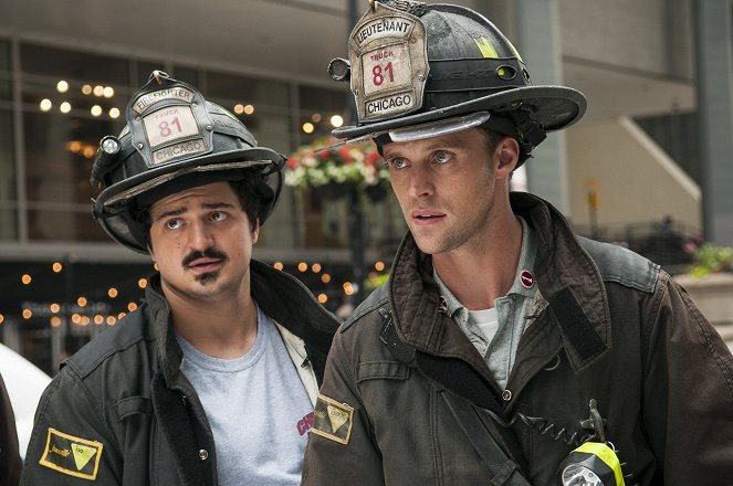 Chicago Fire - Season 1 - La Vie est trop courte - Film
