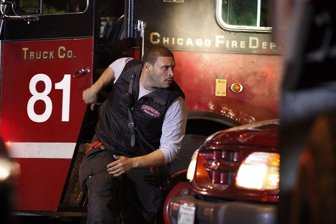 Chicago Fire - Two Families - De la película