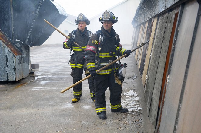 Chicago Fire - Season 1 - It Ain't Easy - Photos