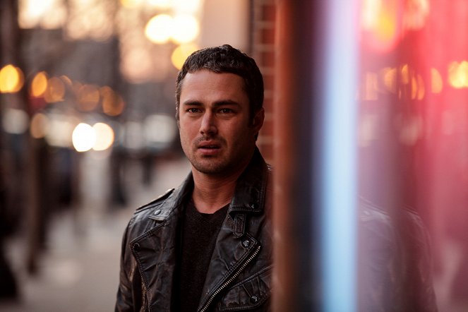 Chicago Fire - Warm and Dead - Photos