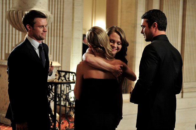 Chicago Fire - Better to Lie - Photos