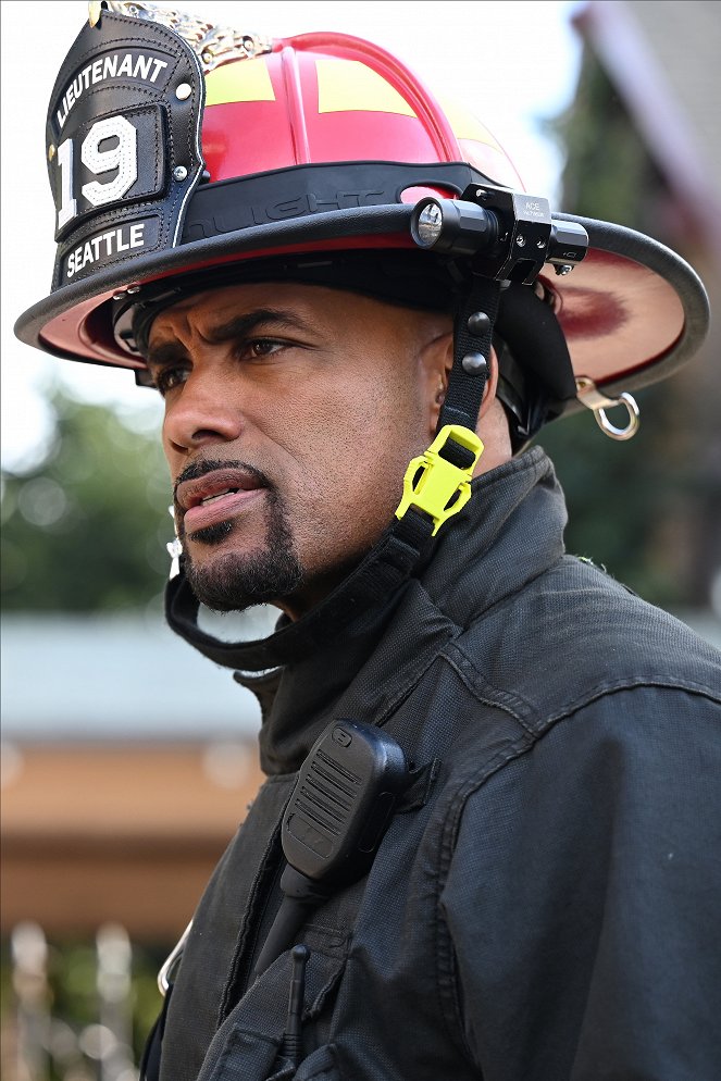 Station 19 - Season 5 - Searching for the Ghost - Photos